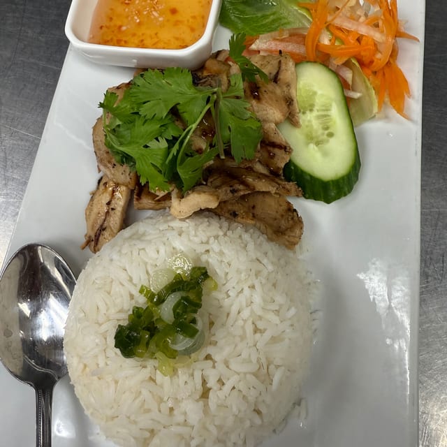 Com Thit Nuong.